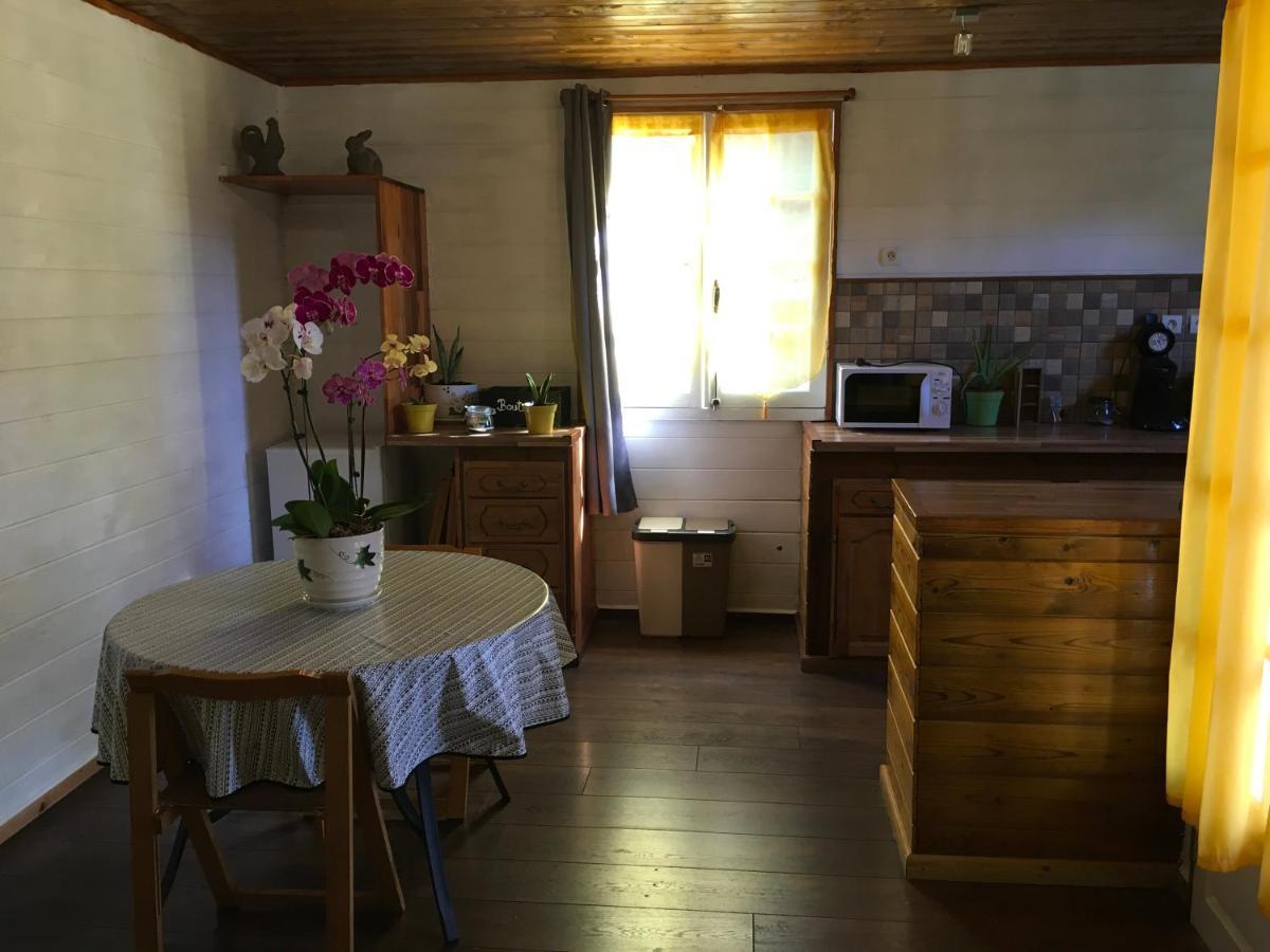 Ti Kaz Hoareau Bed & Breakfast ซาลาซี ภายนอก รูปภาพ