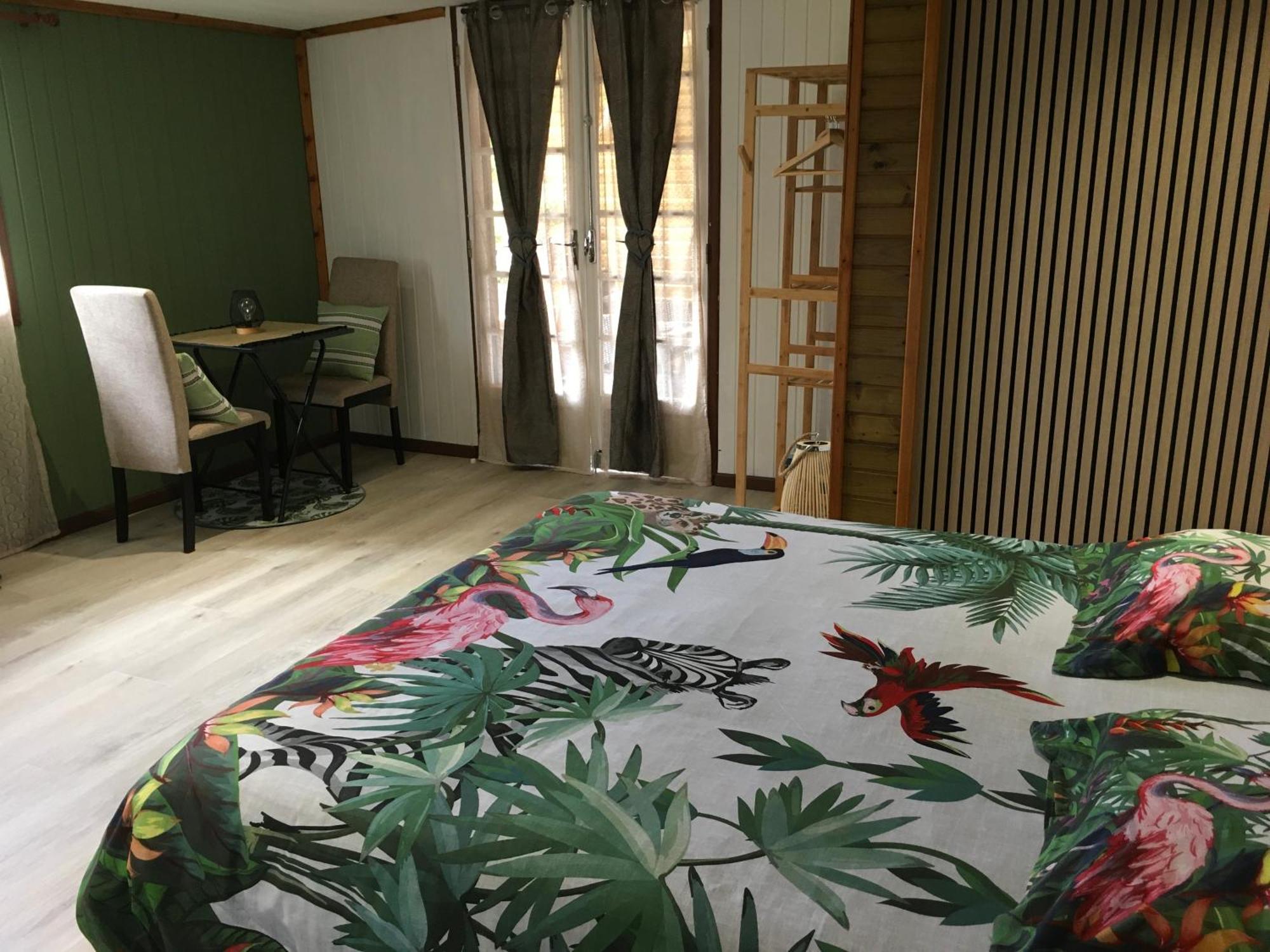 Ti Kaz Hoareau Bed & Breakfast ซาลาซี ภายนอก รูปภาพ